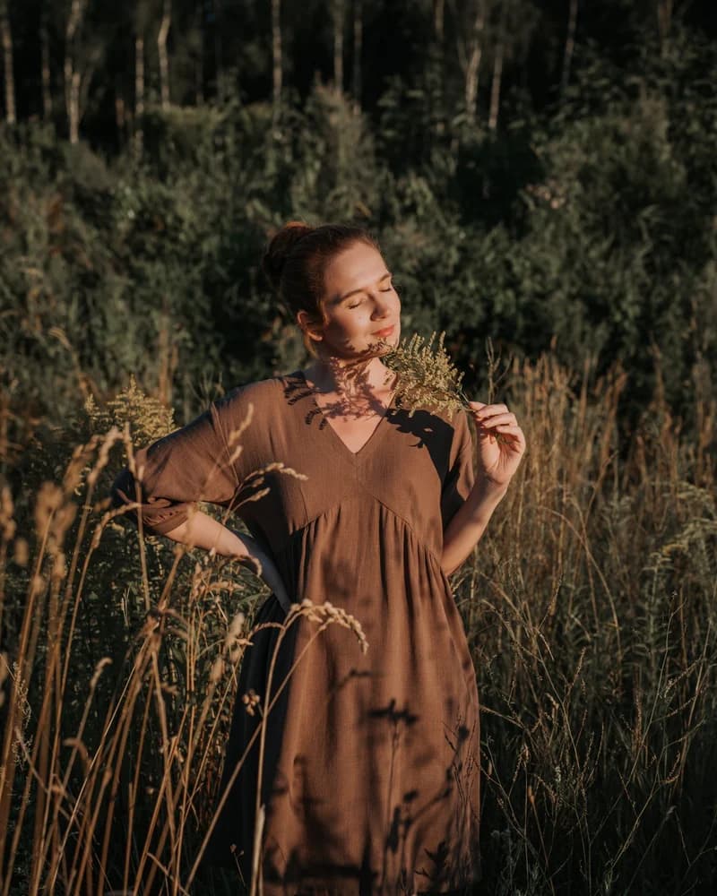 Kleita Slow Waves — brūna